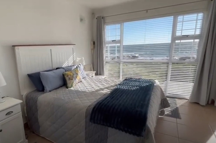 5 Bedroom Property for Sale in Shelley Point Western Cape